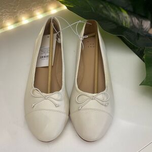 Women's Janie Ballet Flats with Memory Foam Insole - A New Day